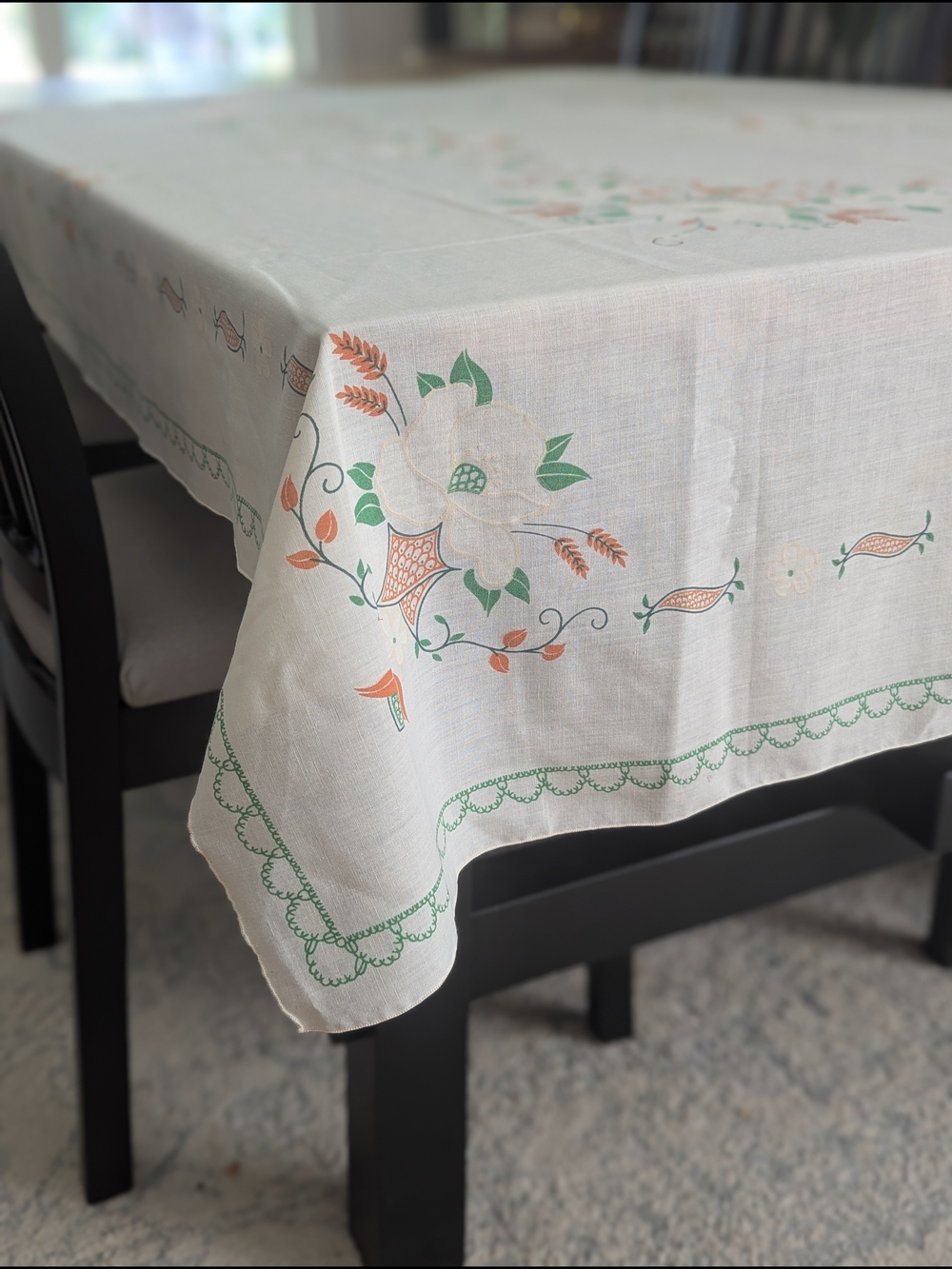 Printed Floral Linen Tablecloth – Southern Cottage, 70" x 42" Vintage
